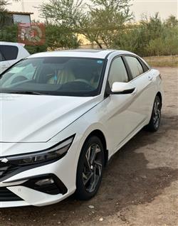 هیوندای ئەلەنترا